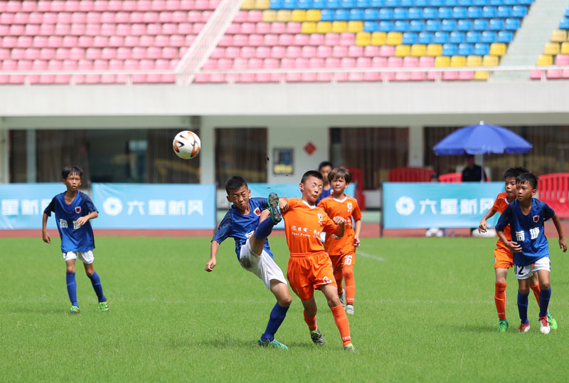 青海省2026年“省长杯”校园足球联赛开幕(图1)