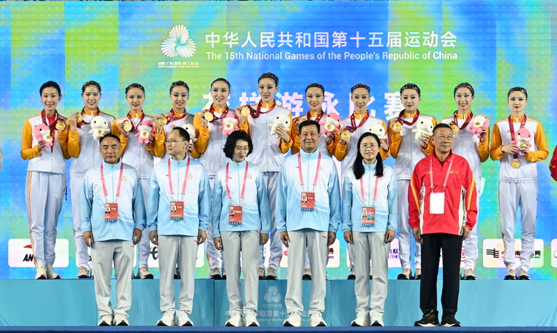 湖南再添两金！张雅怡、樊家懿获花样游泳集体项目金牌