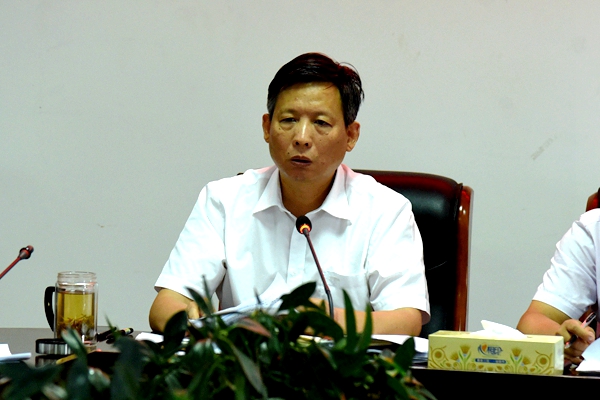 (市文体广新局党组书记,局长胡光华同志开展集体廉政谈话并点评全系统