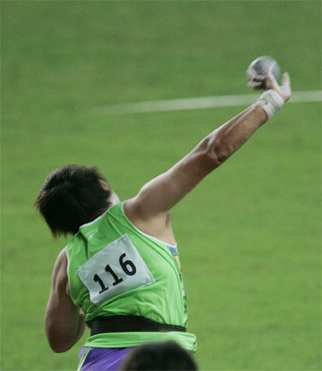 王亚文运动员图片